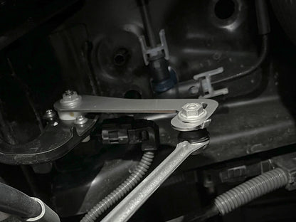 aFe Rear Leveling Kit w/ Self-Leveling Air Suspension | Toyota Tundra V6-3.5L (22+) (416-72T006-A)