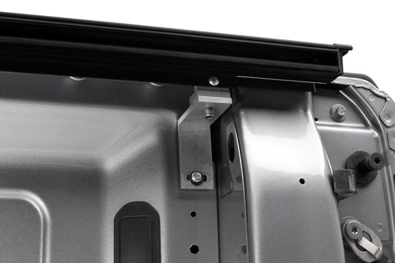 Roll-N-Lock M-Series Retractable Tonneau Cover | Ram 1500/2500/3500 (19-26) (LG402M)