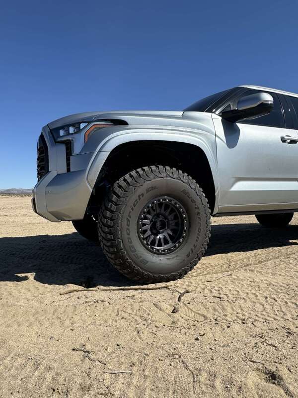 Camburg Trail Series Long Travel Kit | Toyota Tundra (22-26) (CAM-310217-K-BLU)
