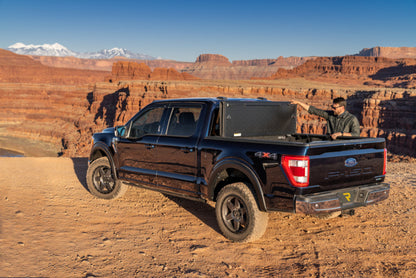 Undercover ArmorFlex Bed Cover | Ford F-150 (21-26) Crew Cab 5.5ft (AX22029)