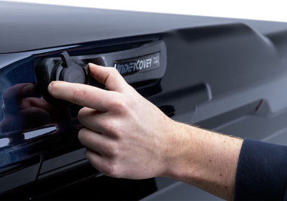 Undercover Tonneau Cover | Ford F-150 (22-26) Lightning & 23-24 F-150 (UC2208L-EA)