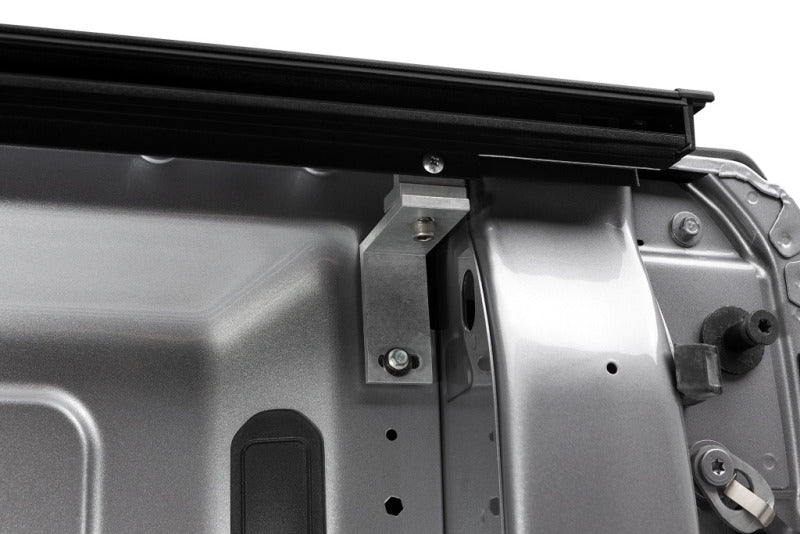 Roll-N-Lock M-Series Retractable Tonneau Cover | Ram 1500/2500/3500 (19-26) (LG402M)