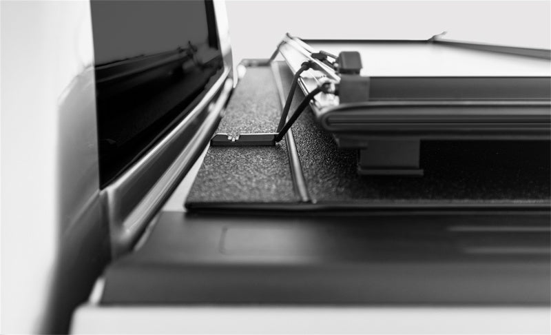 Access LOMAX Hard Tri-Fold Cover | Ford F-150 (04-20) (G3010019)