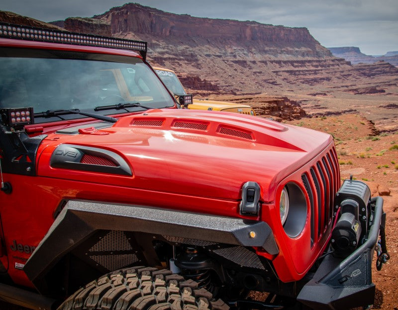 DV8 Offroad Primer Black Heat Dispersion Hood: Jeep Wrangler (18-21) / Gladiator (20-21)
