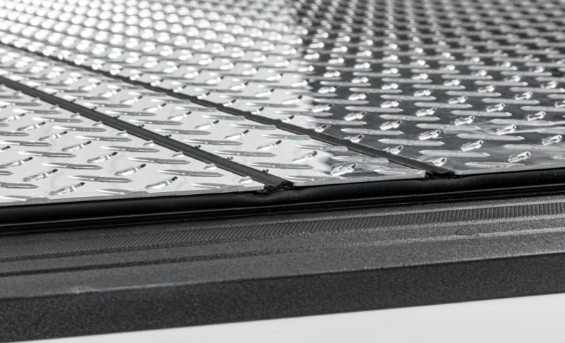 Access LOMAX Pro Series Tri-Fold Cover | Ford Ranger (19-26) (B0010069)