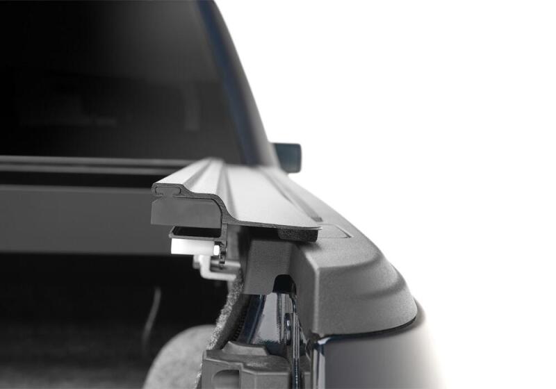 Retrax 5.5ft Bed Tonneau Cover | Ford F-150 (21-23, 24-26) / F-150 Raptor (21-23) / F-150 Lightning (22-26) (60378)