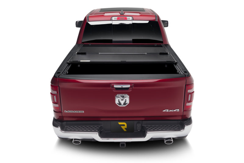 UnderCover Armor Flex Hard Folding Bed Cover 5ft (FITS) Matte Black: Jeep Gladiator (18-26)