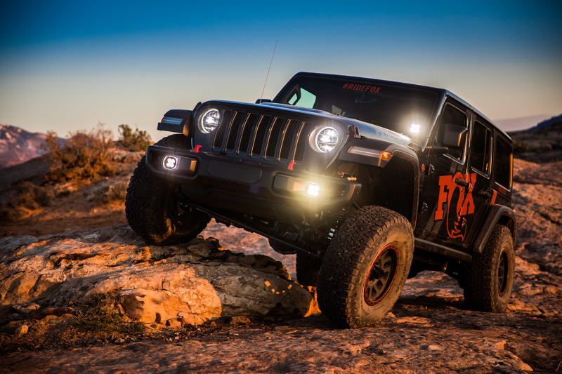 FOX 2.0 Perf Series Smooth Body Reservoir Front Shock (FRONT): Jeep Wrangler JL 2018-2026 w/ 3.5-4" Lift