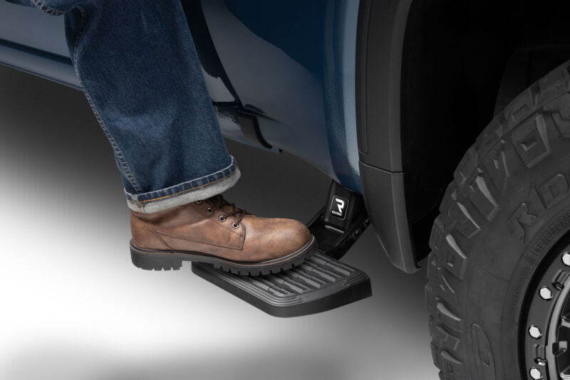 AMP Research BedStep2 | Chevrolet Silverado 1500 / Silverado ZR2 / GMC Sierra AT4 / Sierra AT4X (19-26 / 22-26) (75415-01A)