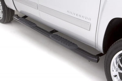 Lund 5in. Oval Curved Nerf Bars | Chevrolet Colorado / GMC Canyon (15-22 / 17-22)