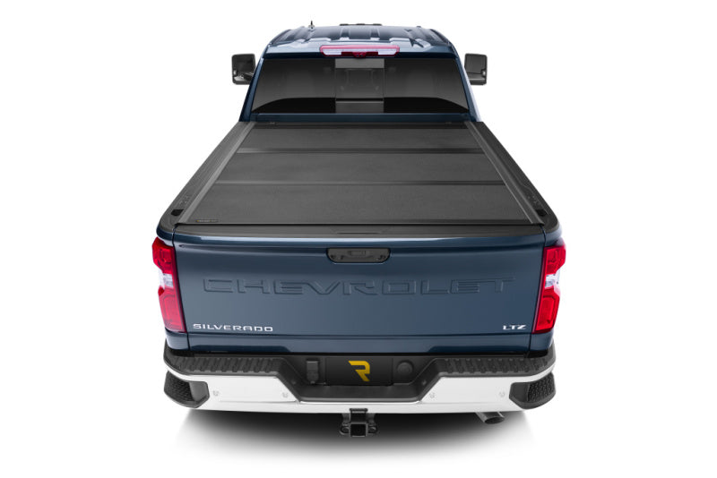 Undercover ArmorFlex Hard Folding Tonneau Cover | Chevrolet Silverado 2500HD / 3500HD / GMC Sierra 2500HD / 3500HD (20-26) (AX12024)