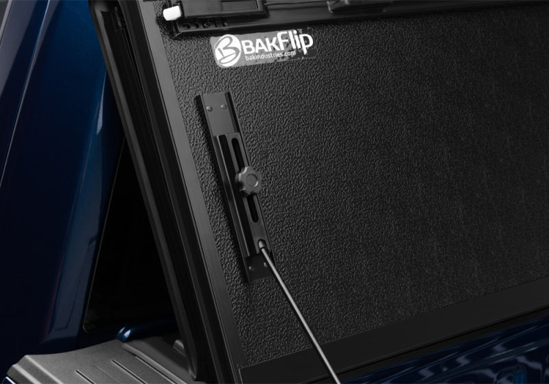 BAK 15-20 Ford F-150 Bed BAKFlip G2 | Ford F-150 (18-20) / Raptor (17-20) (226329)