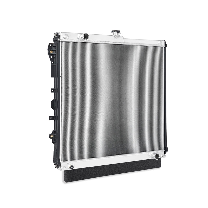 Mishimoto Performance Aluminum Radiator | Toyota Tundra (07-21) (MMRAD-TUN-07)