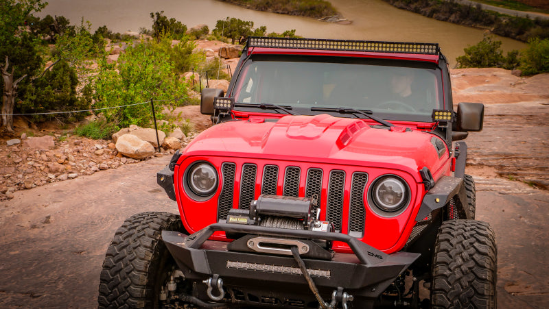 DV8 Offroad Primer Black Heat Dispersion Hood: Jeep Wrangler (18-21) / Gladiator (20-21)