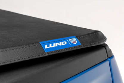 Lund 19-23 Ford Ranger (6ft Bed) Genesis Tri-Fold Tonneau Cover | Ford Ranger (19-26) (950113)