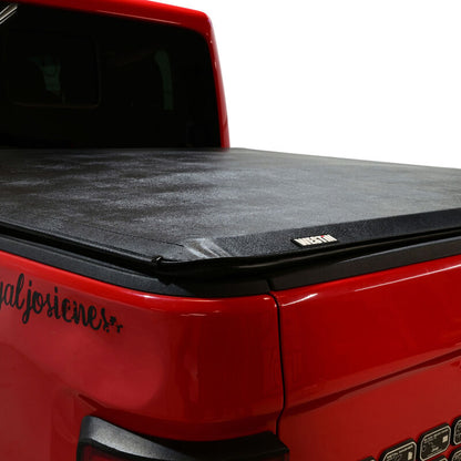 Westin Soft Roll Tonneau Cover: Jeep Gladiator JT 2020-2024