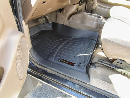 WeatherTech 2000-2002 Toyota 4Runner Front FloorLiner | Toyota 4Runner (96-02) (441231)
