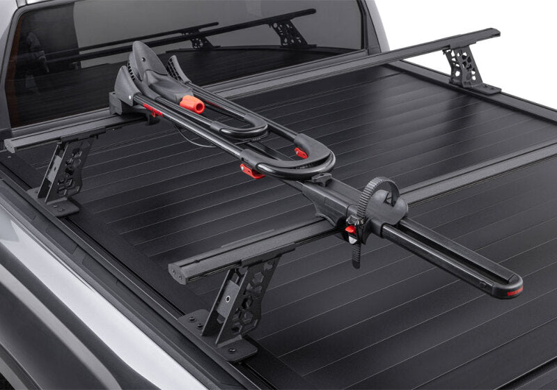 RetraxPRO XR Bed Cover w/ Trax Rail System | Toyota Tundra (22-26) (T-80863)