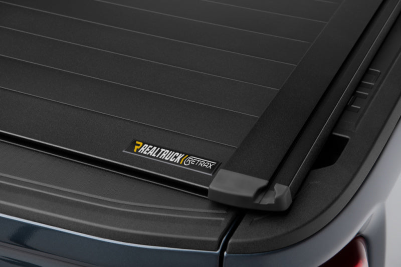 RetraxPRO XR Bed Cover | Chevrolet Silverado 1500 / GMC Sierra 1500 (19-26/22-26) (T-80481)