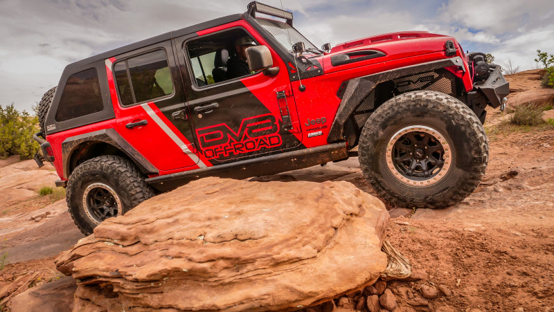 DV8 Offroad Primer Black Heat Dispersion Hood: Jeep Wrangler (18-21) / Gladiator (20-21)