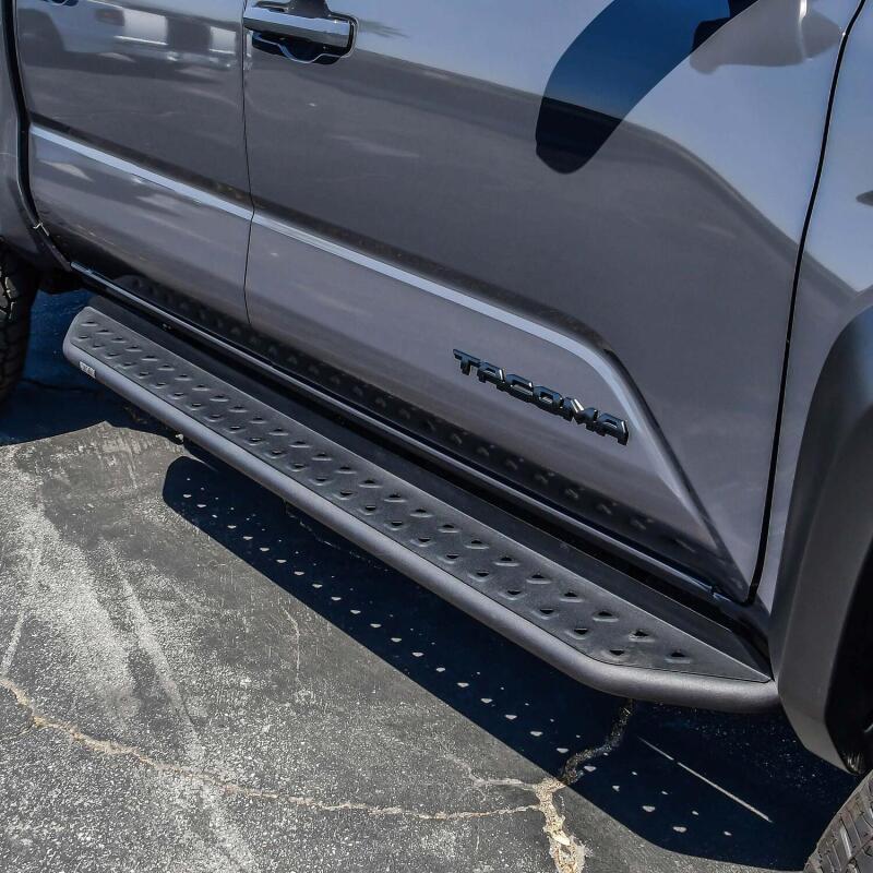 Westin Outlaw Running Boards | Toyota Tacoma (24-26)