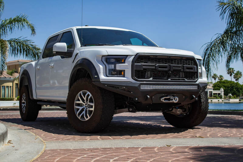 Addictive Desert Designs Stealth Fighter Front Bumper | Ford F-150 Raptor (17-20) (F111182860103)