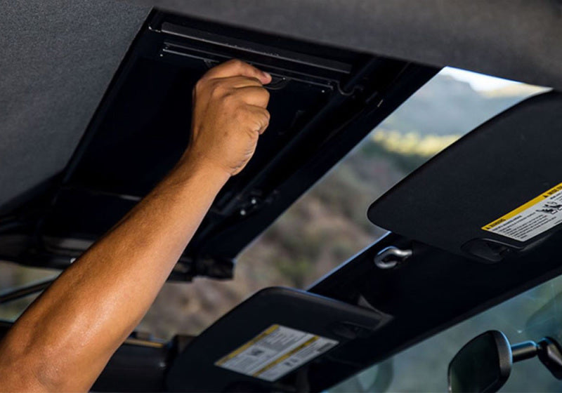Rampage Trailview Tonneau Top | Jeep Wrangler JK (07-18) (990235)