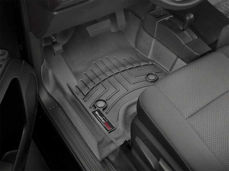 WeatherTech Front FloorLiners | Chevrolet Silverado 1500 / Silverado 2500HD / Silverado 3500HD / GMC Sierra 1500 (14+)