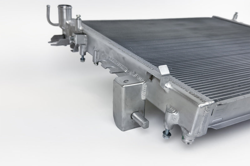 CSF Heavy Duty 2-Row Radiator | Jeep Wrangler JL (18-25) (7340)