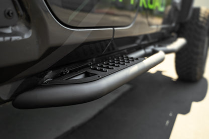 DV8 Offroad 18-23 Jeep Wrangler JL 4 Door Body/Pinch Weld Mounted Step | Jeep Wrangler JL (18-25) (SRJL-08)