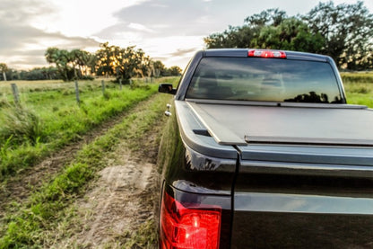 Roll-N-Lock Retractable Tonneau Cover | Dodge Ram 1500 (09-18/19-24) (BT447A)