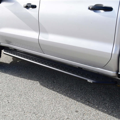 Westin Outlaw Running Boards | Chevrolet Silverado / GMC Sierra (19-26) (28-31275)