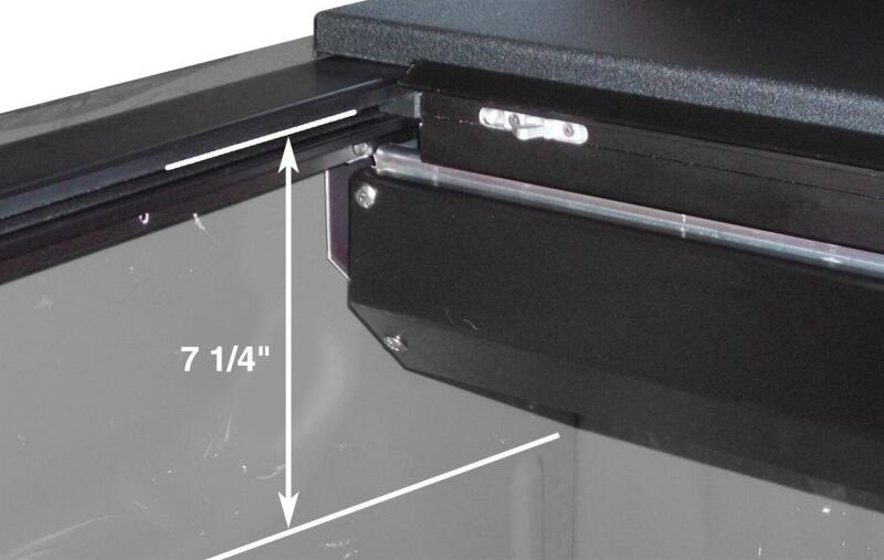 Roll-N-Lock M-Series Retractable Tonneau Cover | Ford Ranger (19-26) (LG122M)