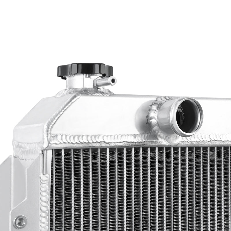 Mishimoto 4.7L Aluminum Radiator | Toyota Tundra (00-06) (MMRAD-TUN-00V2)