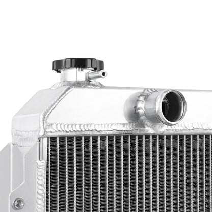 Mishimoto 4.7L Aluminum Radiator | Toyota Tundra (00-06) (MMRAD-TUN-00V2)