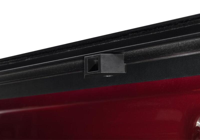 Retrax IX Retractable Tonneau Cover 6.4ft Bed: Fits Dodge / Ram 1500 / 2500 / 3500 (02-26)