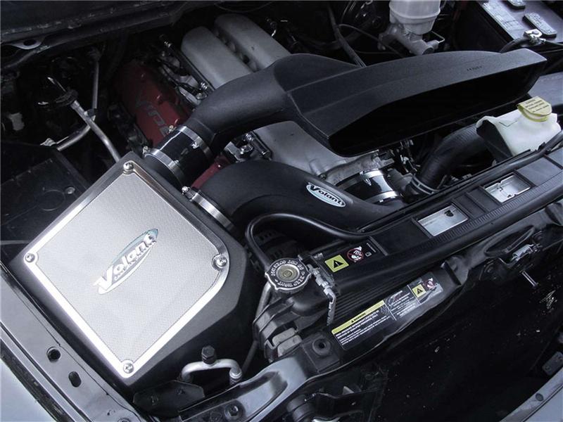 Volant Closed Box Air Intake Oiled Filter: Dodge Ram SRT-10 2004-2006