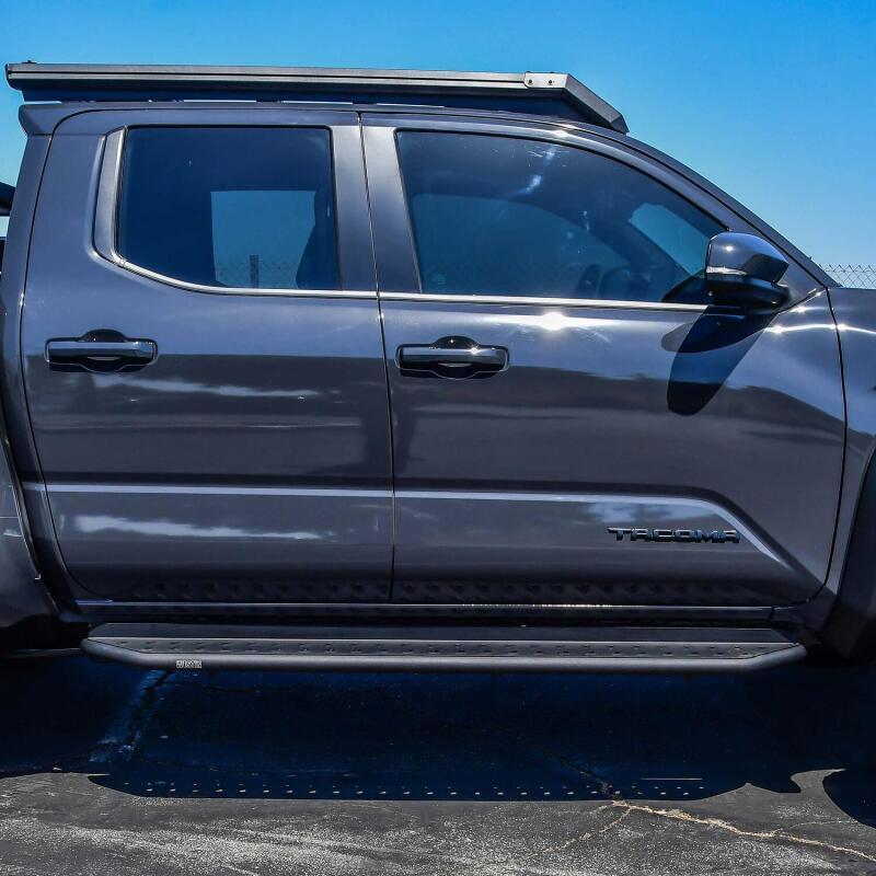 Westin Outlaw Running Boards | Toyota Tacoma (24-26)