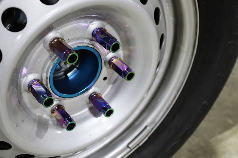 Mishimoto Aluminum Locking Lug Nuts | Ford Bronco (21-26) (MMLG-15-27LNC)