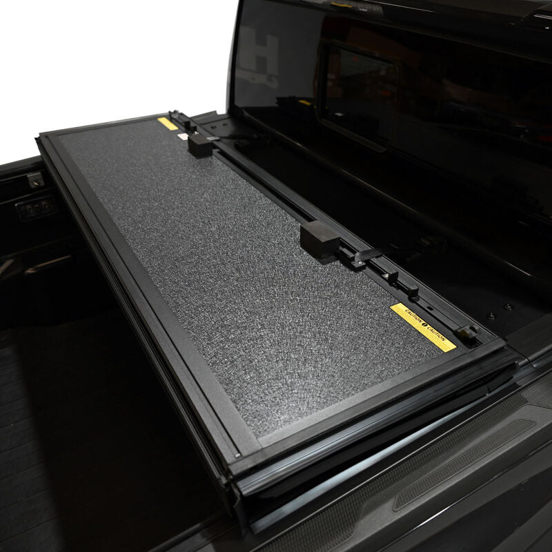 Westin 5ft. Bed Hard Tri-Fold Tonneau Cover | Toyota Tacoma (24-26) (19-42785)