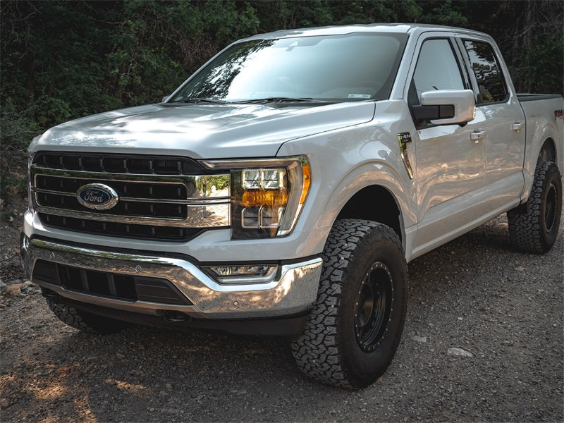 Tuff Country 3in Front Lift Kit w/ Upper Control Arms & Shocks | Ford F-150 (21-26) (23925KN)