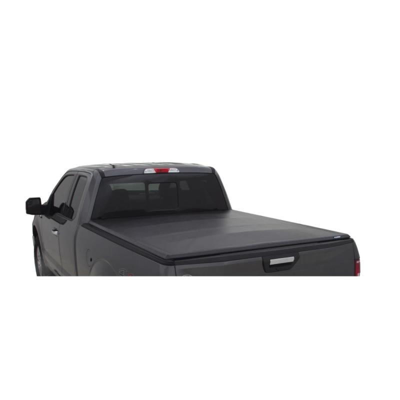 Lund 19-23 Ford Ranger (6ft Bed) Genesis Tri-Fold Tonneau Cover | Ford Ranger (19-26) (950113)