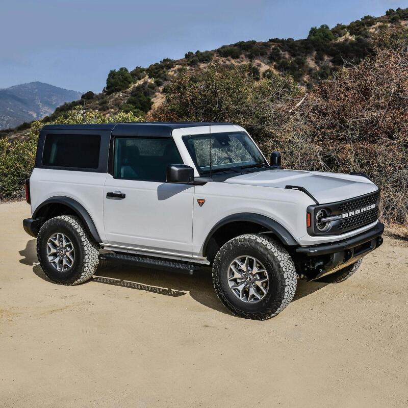 Westin Grate Steps Running Boards | Ford Bronco (21-26) 54in Textured Black (27-74705)