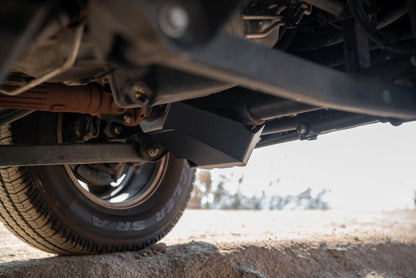 DV8 Offroad Dana 30 Front Differential Skid Plate | Jeep Wrangler JK (07-18) / JL (18-25)