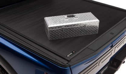 Retrax IX 15-22 Ford F-150 Super Crew/Super Cab/Reg Cab 6.5ft. Bed Retractable Tonneau Cover | Ford F-150 (15-22)