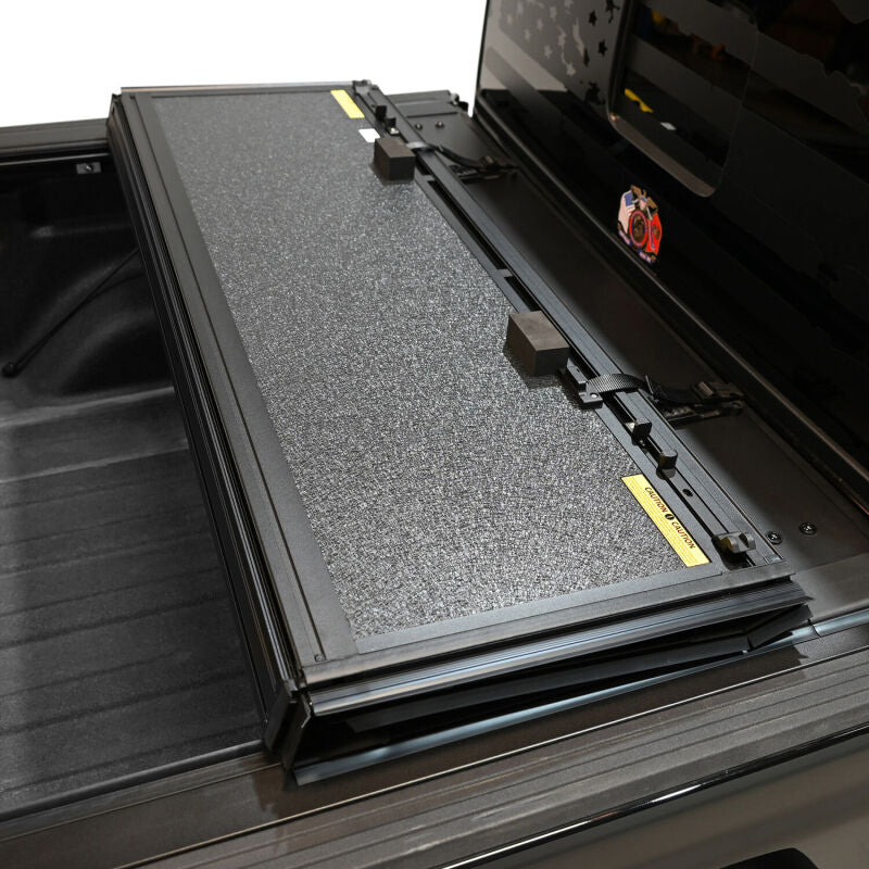 Westin Black Hard Tri-Fold Tonneau Cover: Jeep Gladiator JT 2020-2022 4WD 5ft Bed
