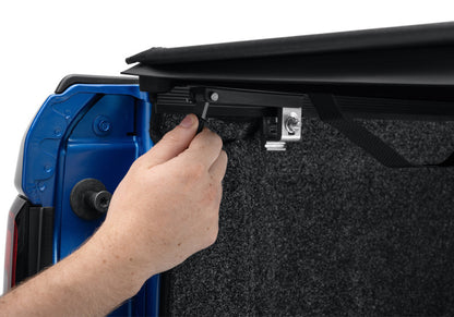 Tonno Pro 6.5ft Bed Lo-Roll Vinyl Tonneau Cover | Ram 1500 (19-24) / 1500 (25-26) (LR-2060)