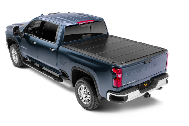 BAK Industries G2 Tonneau Cover | Chevrolet Silverado 2500HD/3500HD / GMC Sierra 2500HD/3500HD (20-26) (226134)