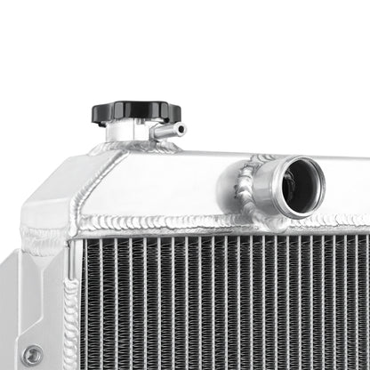 Mishimoto 4.7L Aluminum Radiator | Toyota Tundra (00-06) (MMRAD-TUN-00V2)
