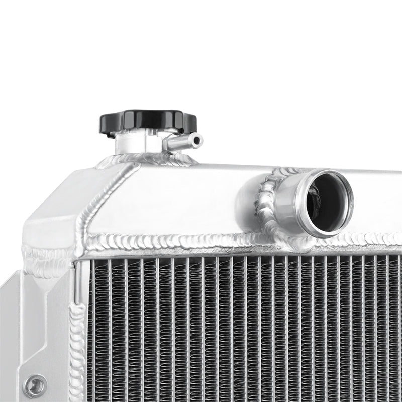 Mishimoto 4.7L Aluminum Radiator | Toyota Tundra (00-06) (MMRAD-TUN-00V2)